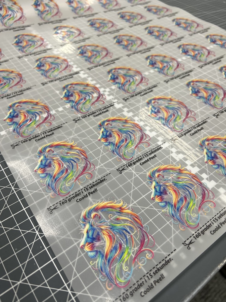 A4 - 21x30 cm - Textiltransfer - DTF för alla textilier mörkt o ljust