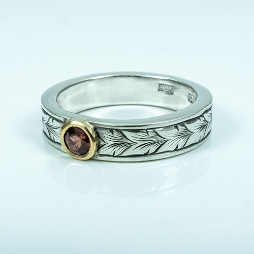 Running Leaf silverring med Granat