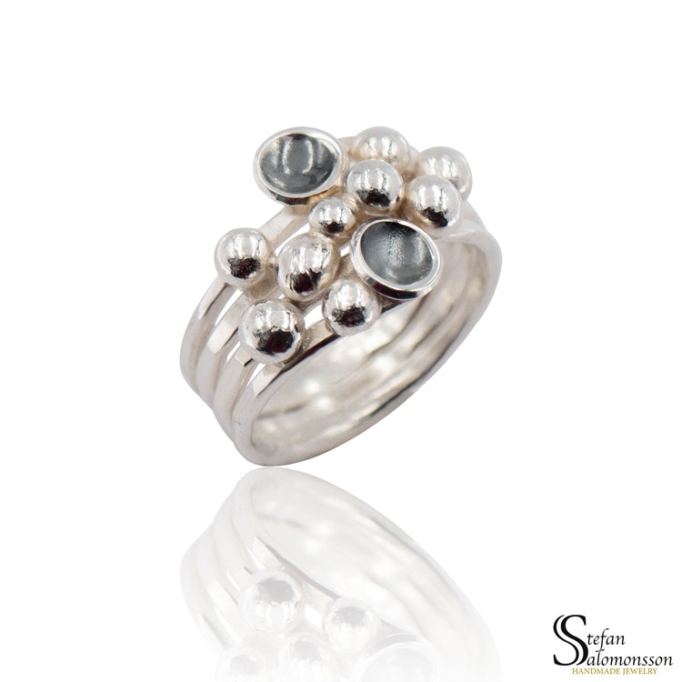 Silver ring: Oxidized