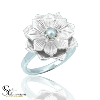 Silver lotus ring with pearl