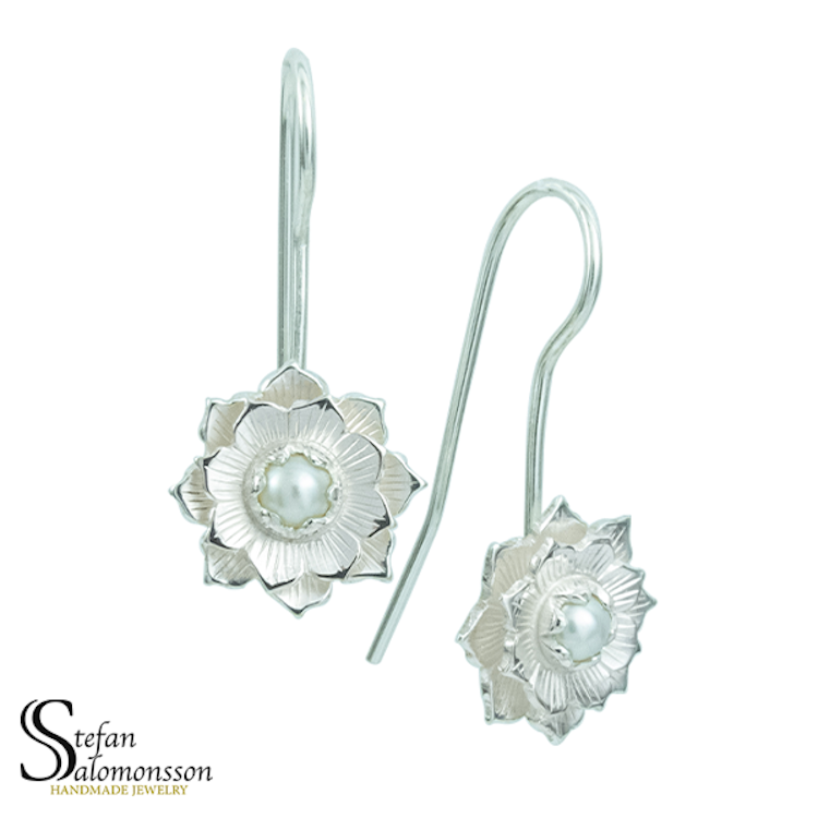 Silver lotus earrings with pearls