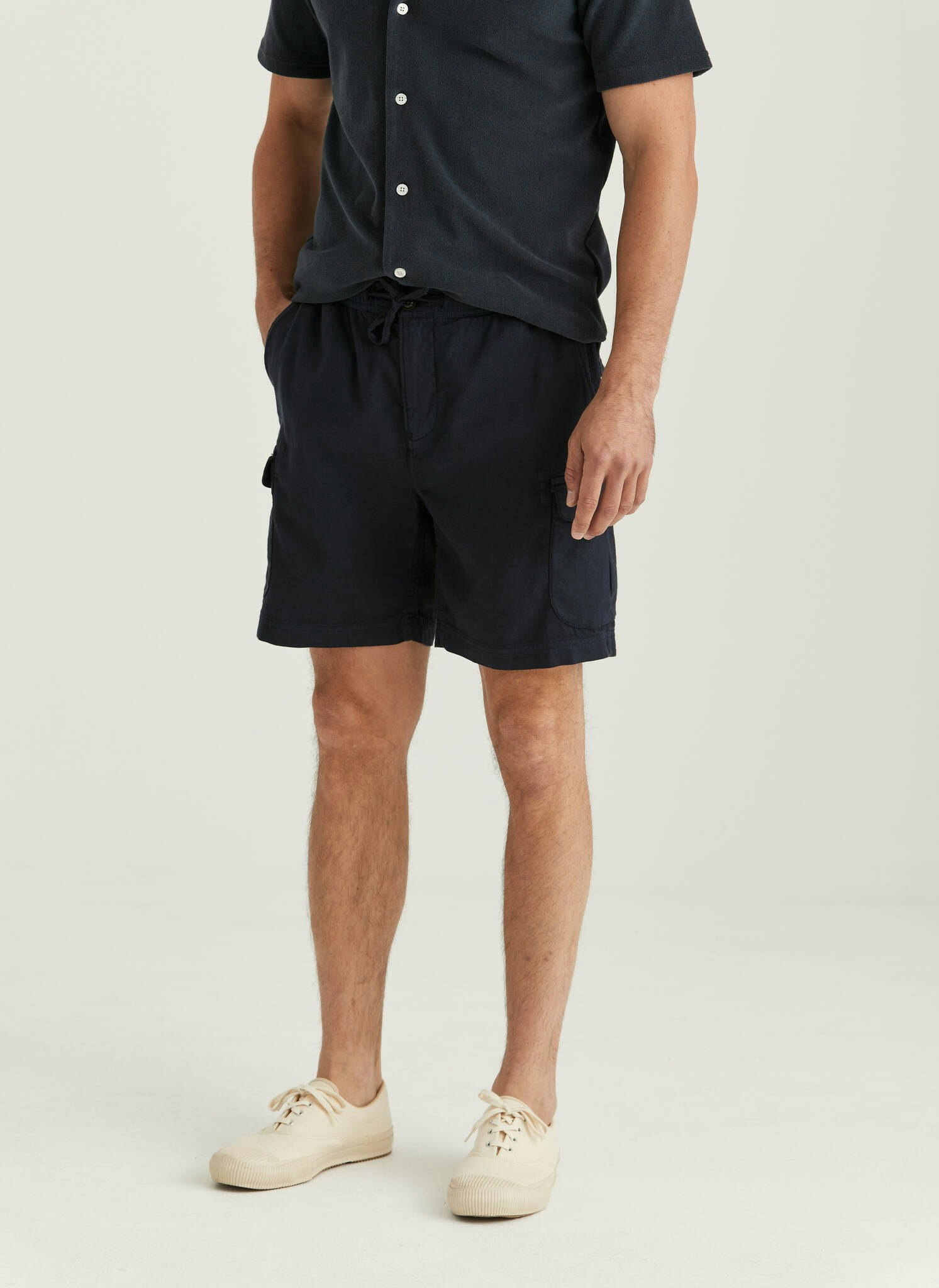 Morris - Cargo Linen Shorts, Blue