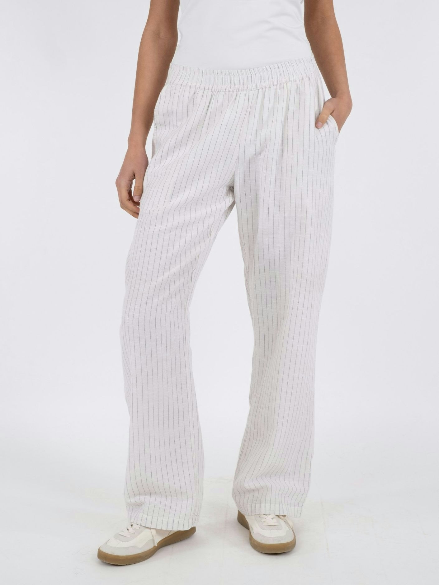 Neo Noir - Astra Simple Stripe Pants (Offwhite)