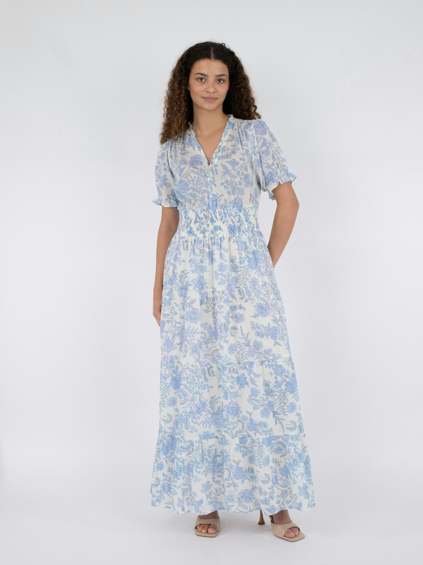 Neo Noir - Kanza Rose Field Dress (Light Blue)
