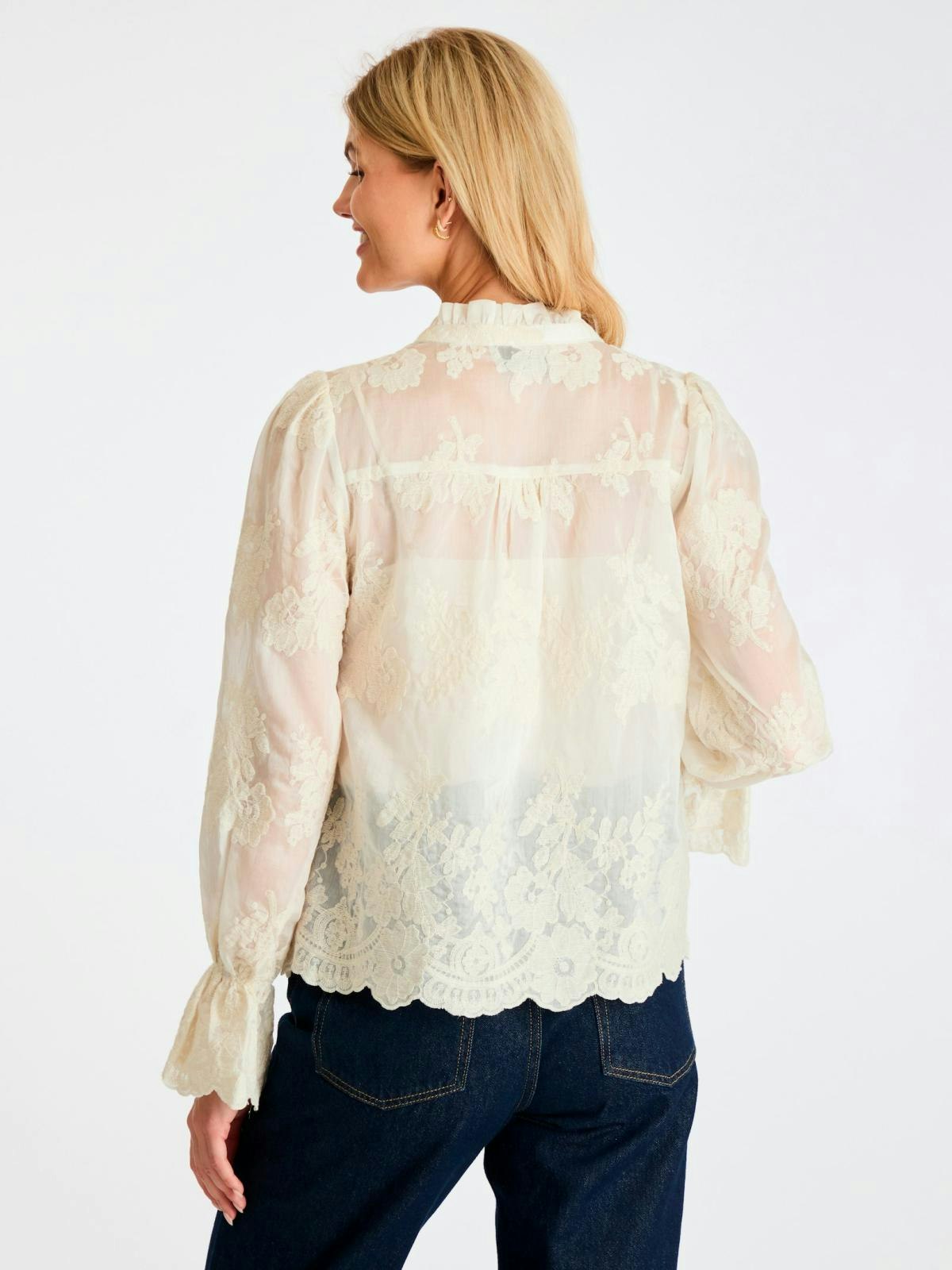 Neo Noir - Amara Big Embroidery Blouse (Off White)