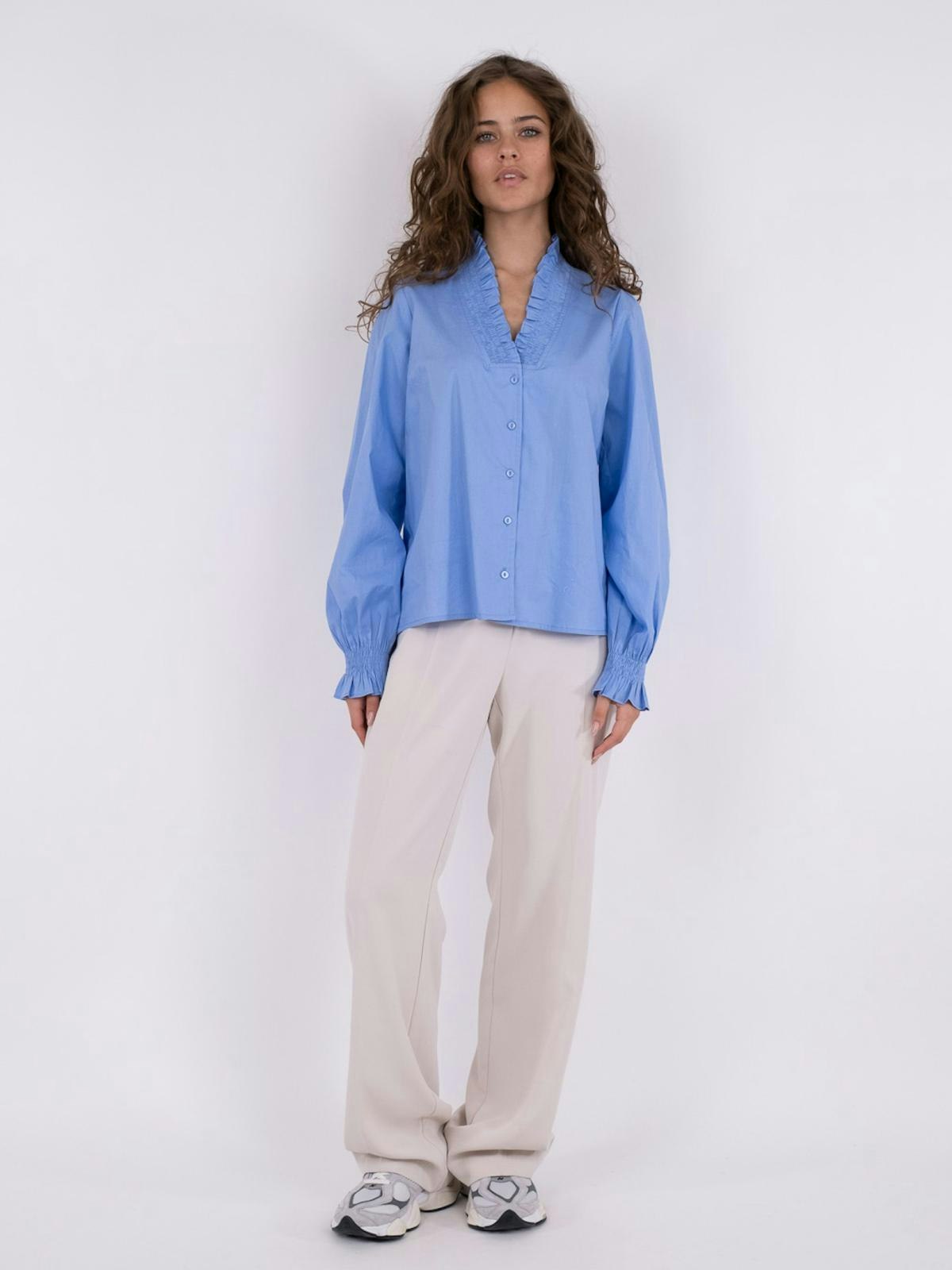 Neo Noir - Brielle Solid Shirt (Sky Blue)