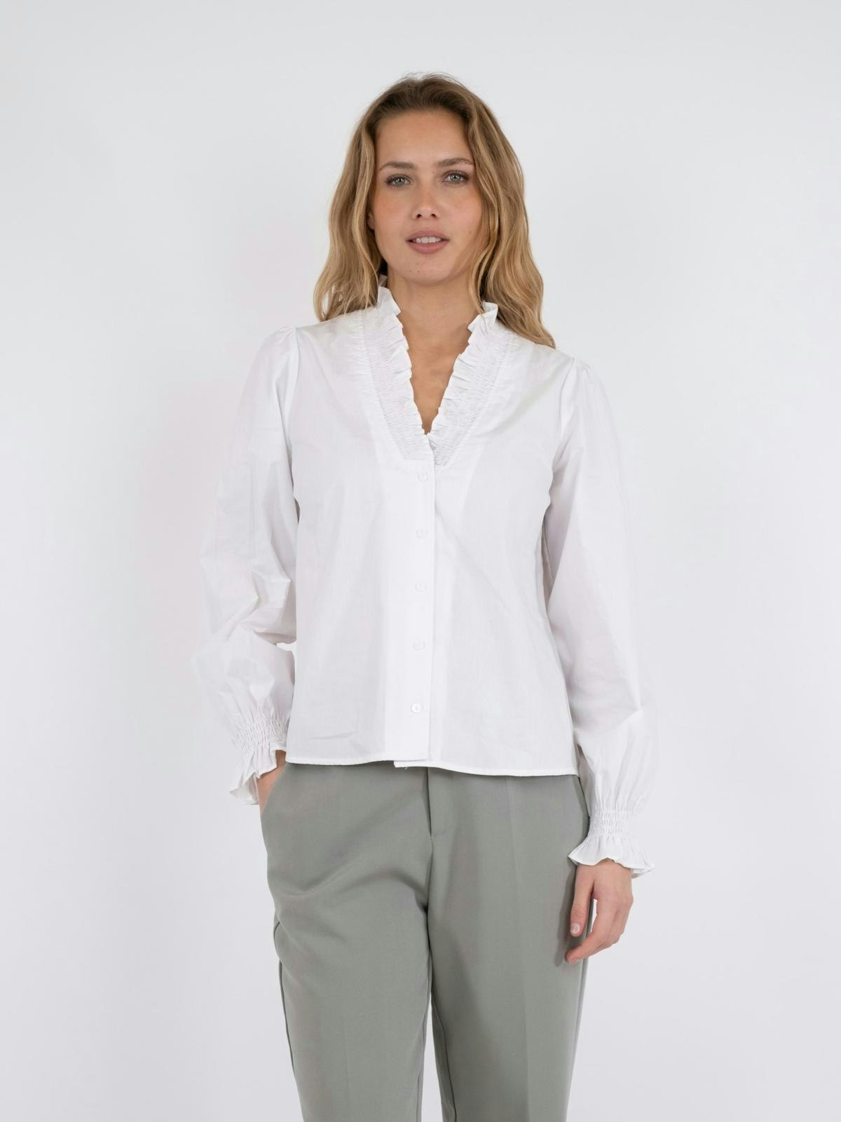 Neo Noir - Brielle Solid Shirt (White)