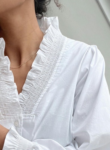 Neo Noir - Brielle Solid Shirt (White)