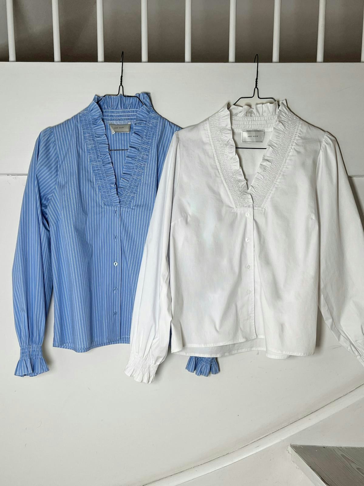 Neo Noir - Brielle Solid Shirt (White)