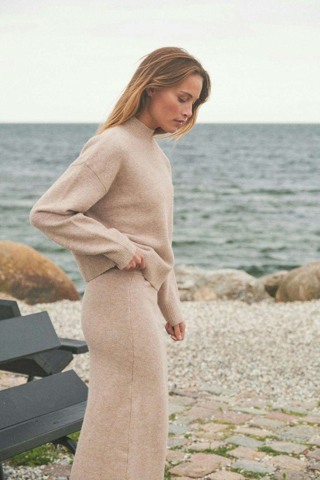 Neo Noir - Paulina Knit Blouse (Sand Melange)