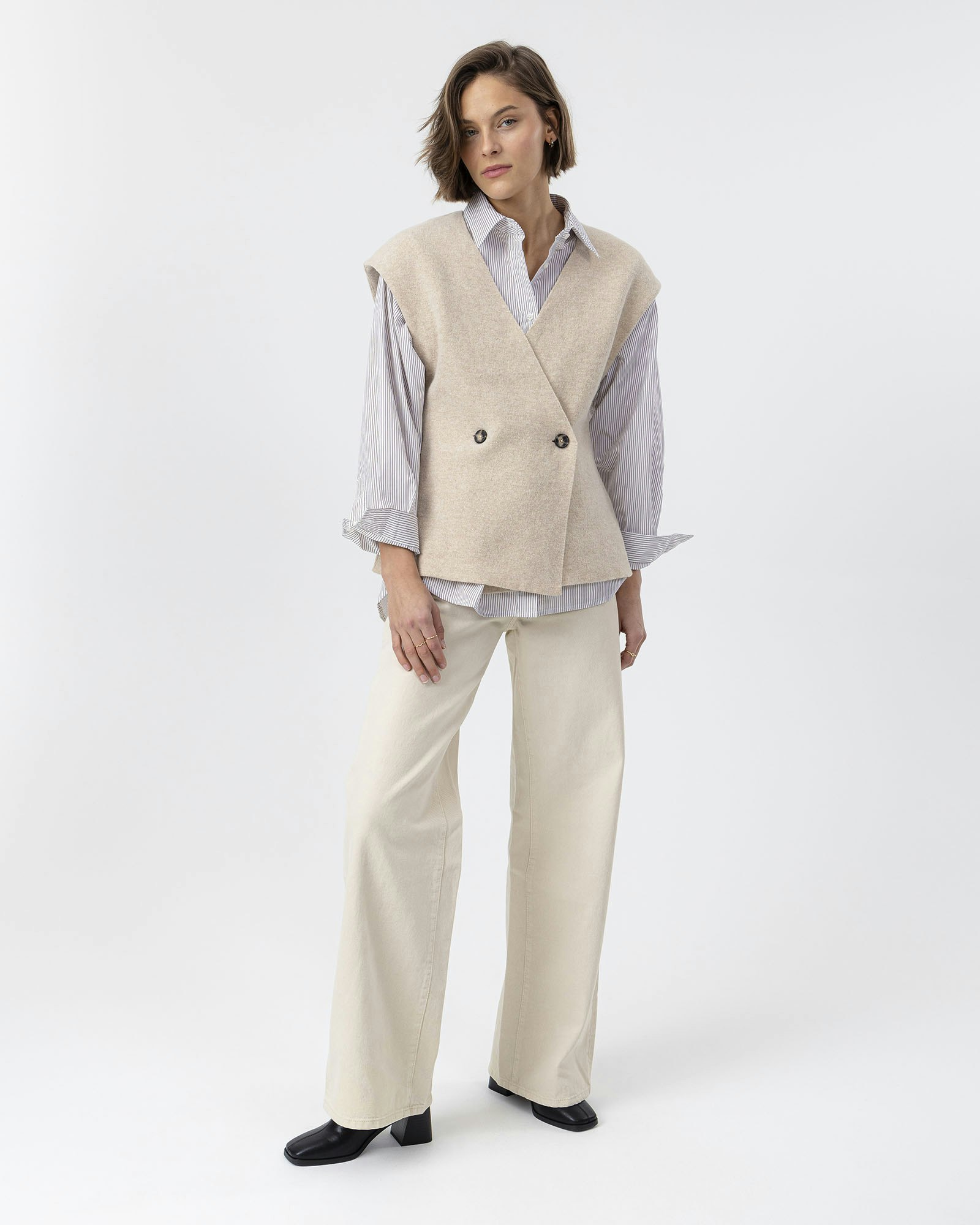 Holebrook - Ingela Waistcoat (Sand)
