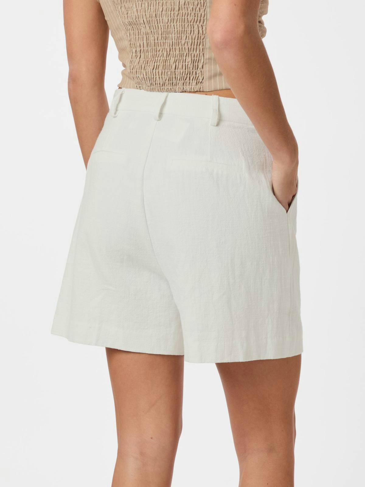 Neo Noir - Sega Ramie Shorts (Offwhite)