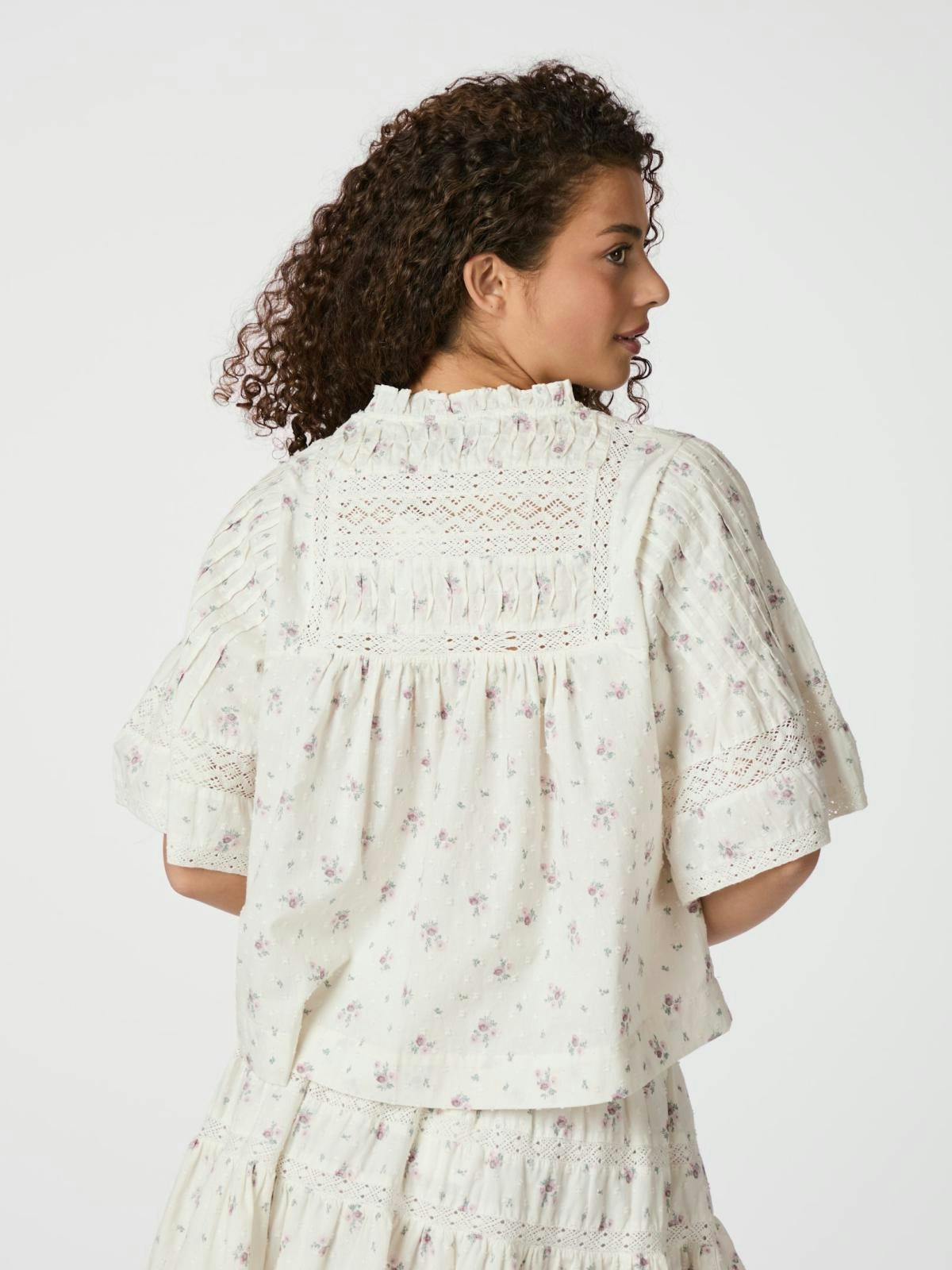 Neo Noir - Siama Dobby Flower Blouse (Offwhite)