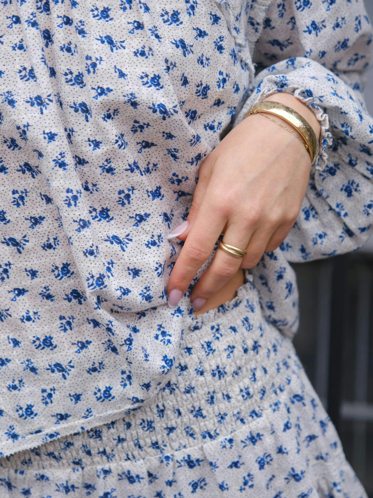 Neo Noir - Alett Dot Flower Skirt (Blue)