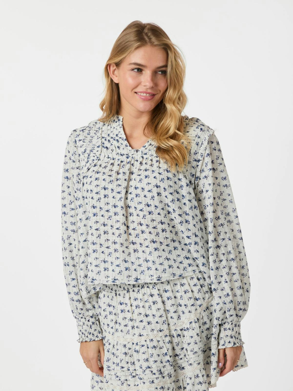 Neo Noir - Nipoa Dot Flower Blouse (Blue)