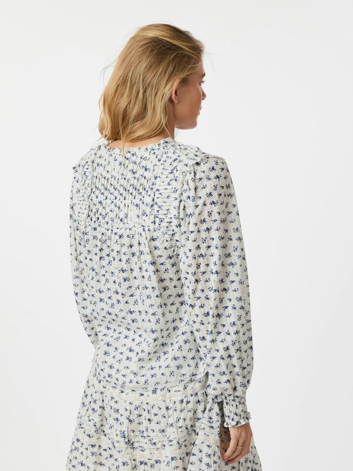 Neo Noir - Nipoa Dot Flower Blouse (Blue)