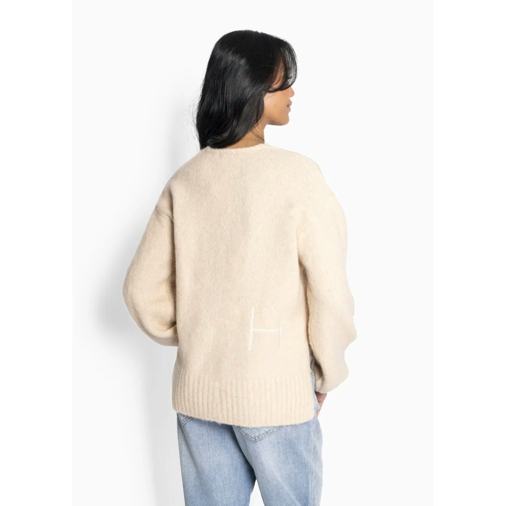 Hést - SOFIE V-neck Sweater (Summer Sand)