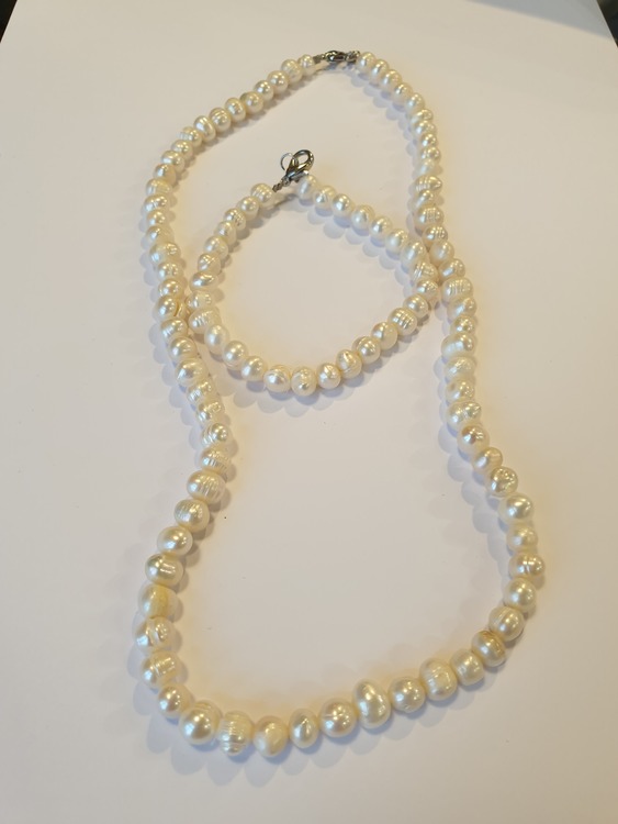 Pärlor - Set med Halsband & Armband - Vit