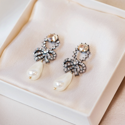 Lily and Rose - ANTOINETTE PEARL EARRINGS
