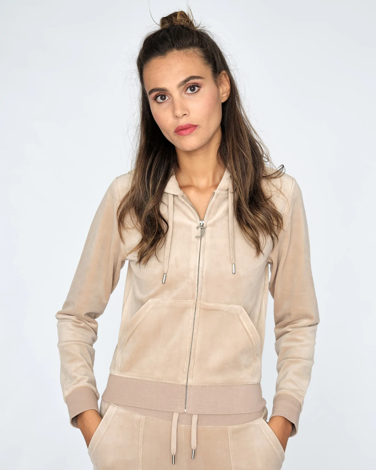 Juicy Couture - Classic Velour Robertson Zip Hoodie - Warm Taupe
