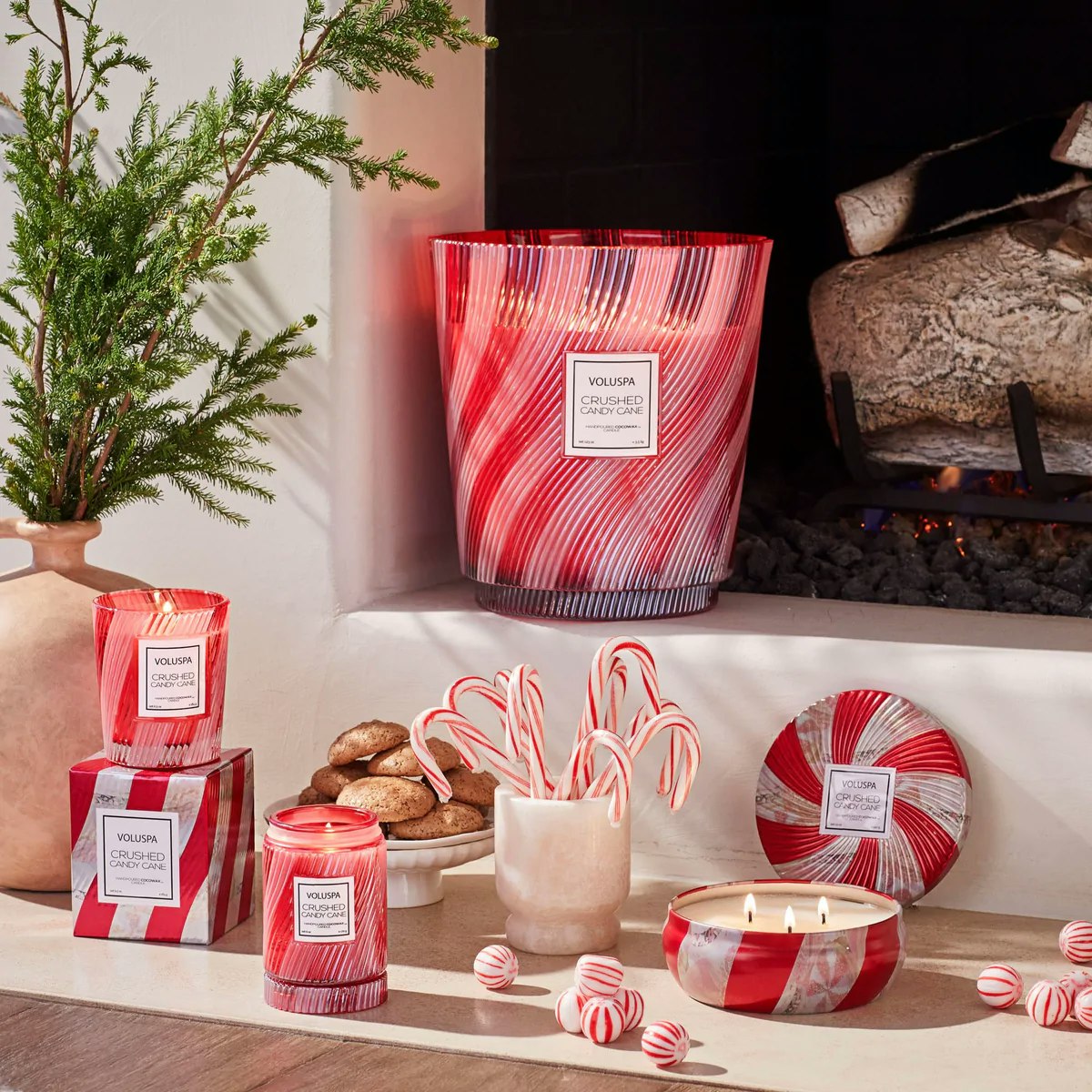 Voluspa - CRUSHED CANDY CANE - 3 WICK TIN CANDLE