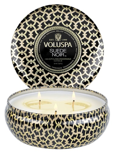 Voluspa - SUEDE NOIR - 3 WICK TIN CANDLE