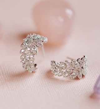 Lily & Rose - LAUREL HOOPS EARRINGS – SILVER