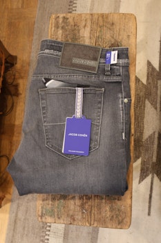 Jacob Cohën - Nick slimfit - Grey with silver details