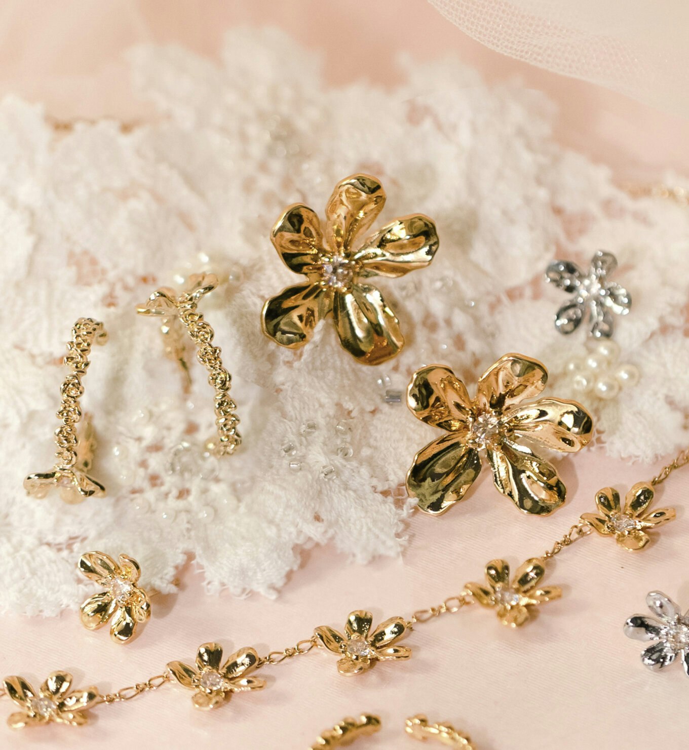 Lily and Rose -  EPONINE NECKLACE – GOLD