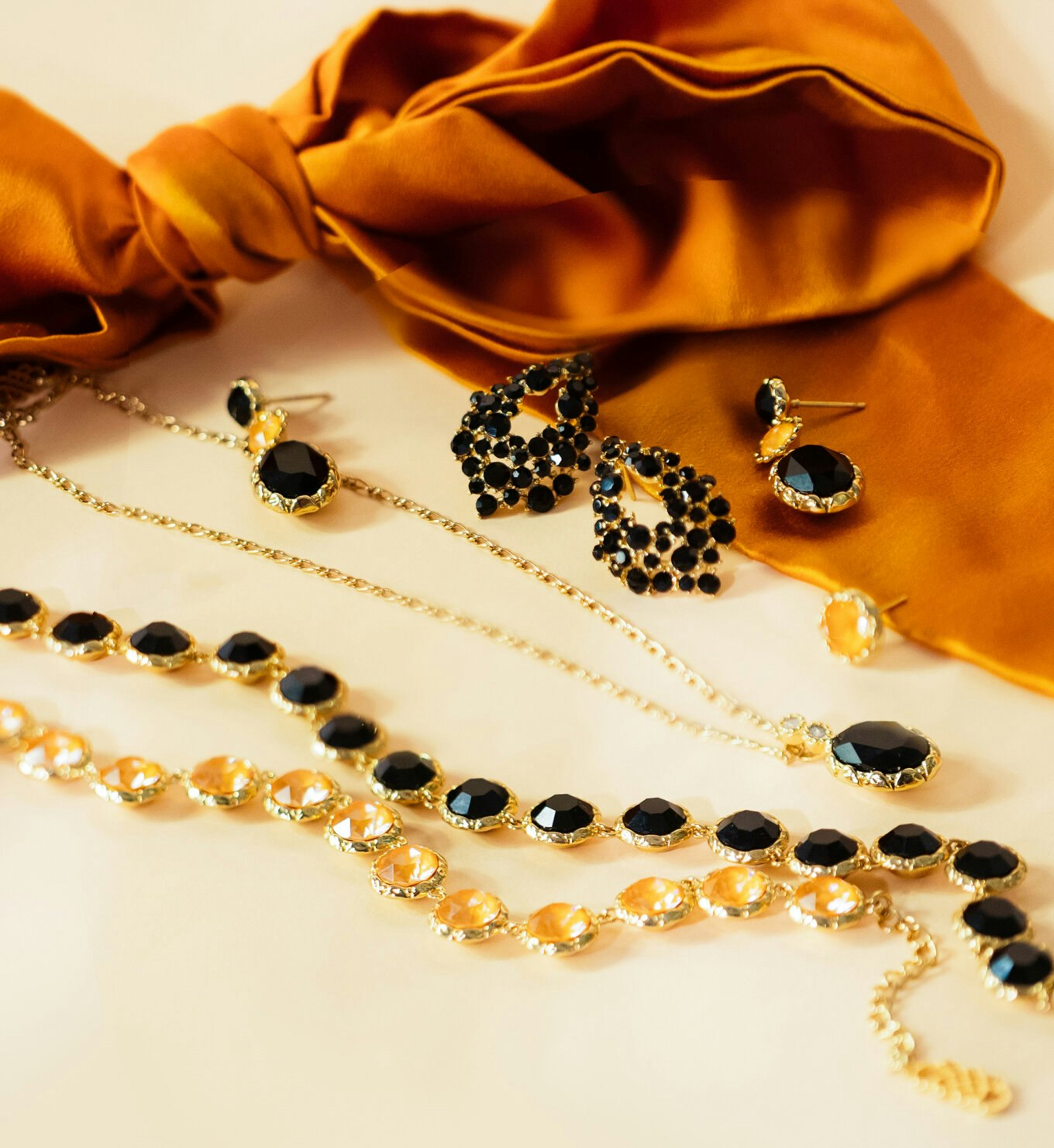 Lily and Rose - AUDREY NECKLACE – TROPICAL JET