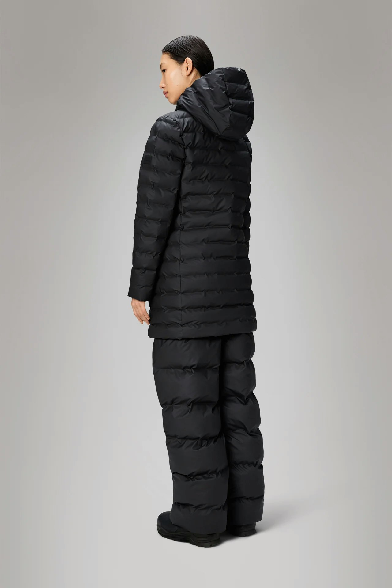 Rains - Lohja Long Puffer Curve Jacket - Black