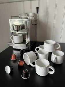 Drejad espressokopp i keramik