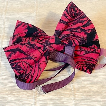 Fluga rosa ros