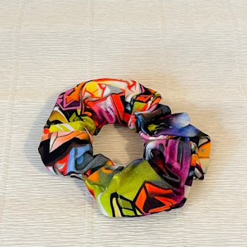 Scrunchie grafitti