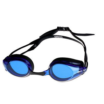 Populära, sköna och bra simglasögon från Arena.  Arena track blå är ett par simglasögon funkar för både träning och tävling. Passa på att köpa ett par bra brillor.