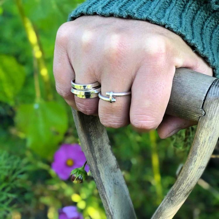 Ring Wrap Around Hamrad