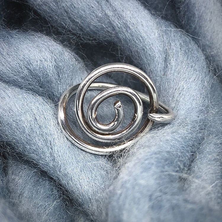 Ring Maze no24
