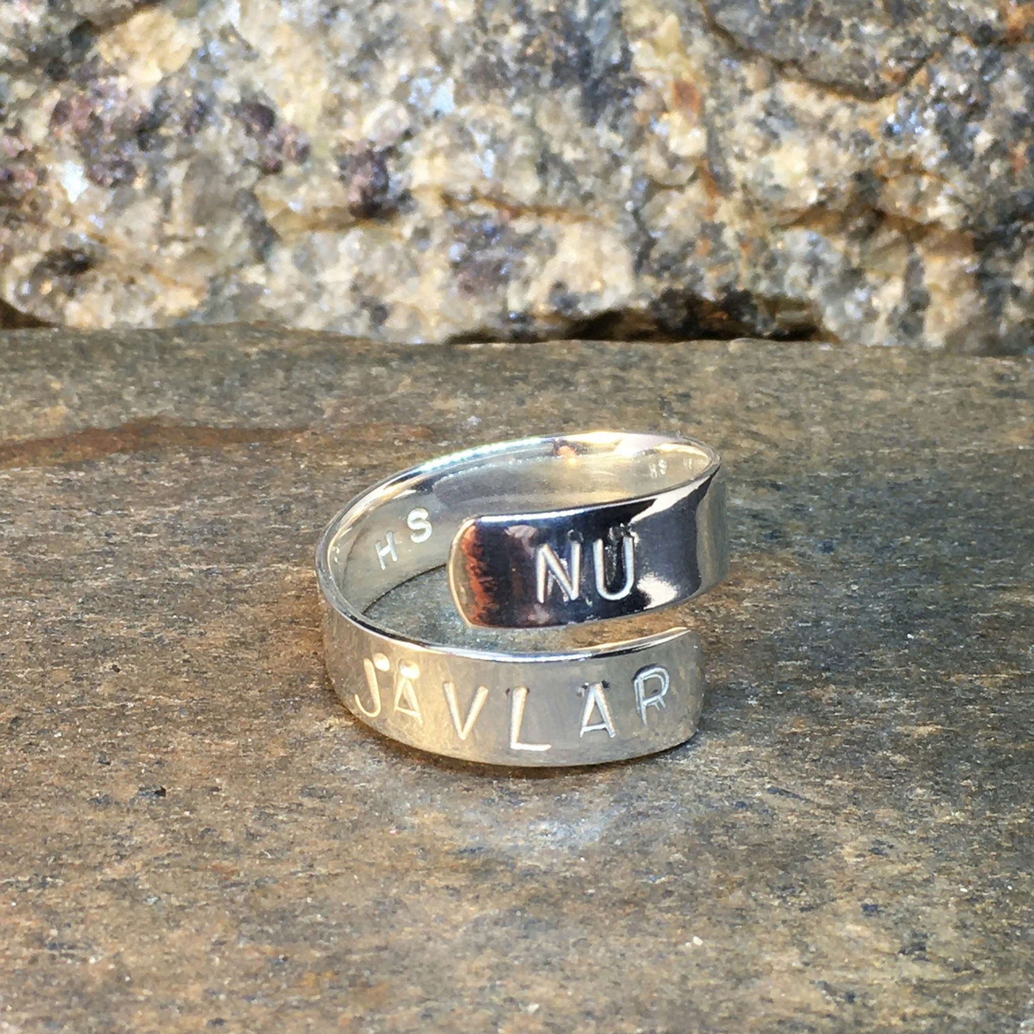 Ring Nu Jävlar