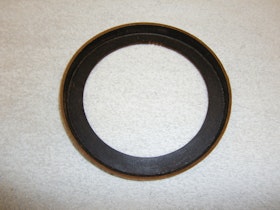 Cadillac 1957 6 1/4" Läderpackning