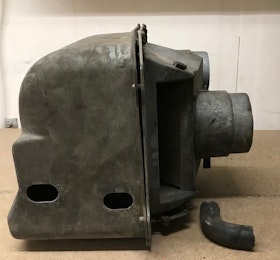Cadillac 1958 kåpa värmepaket