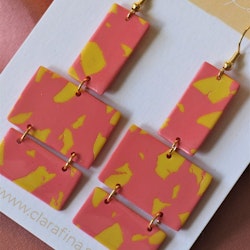 Multi shape på krok gul & rosa terrazzo