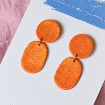 Lotta orange glitter