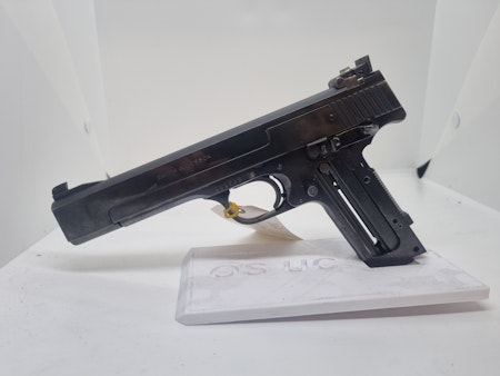 Smith & Wesson 41 5.5" .22LR