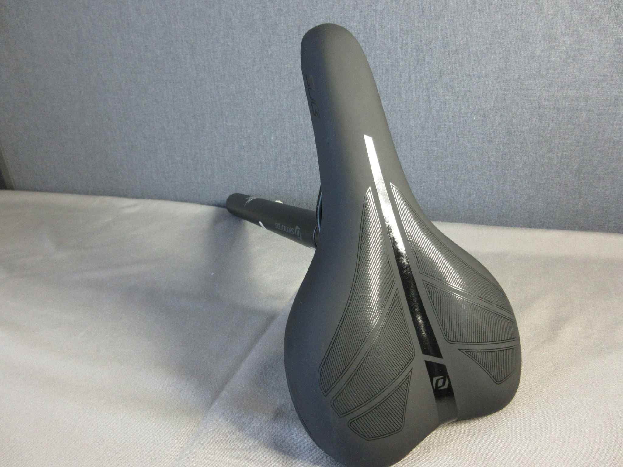 ZOOM Cykelsadel, Syncros Sadelstolpe