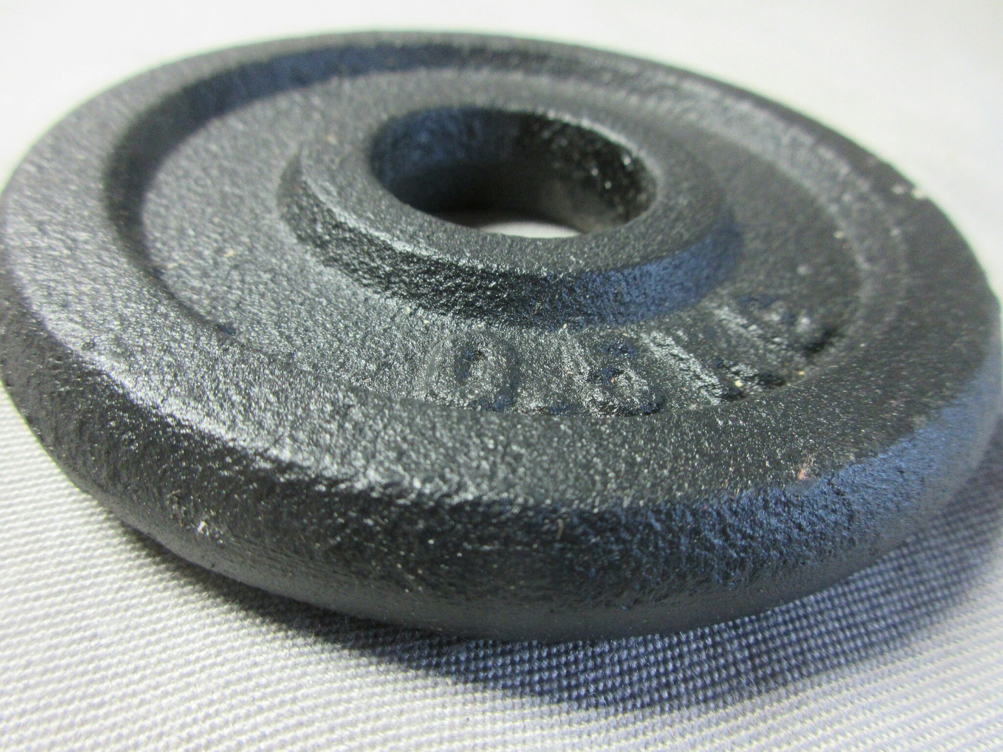 Viktskiva Gjutjärn 30 mm. 0,5 kg. 1 st.