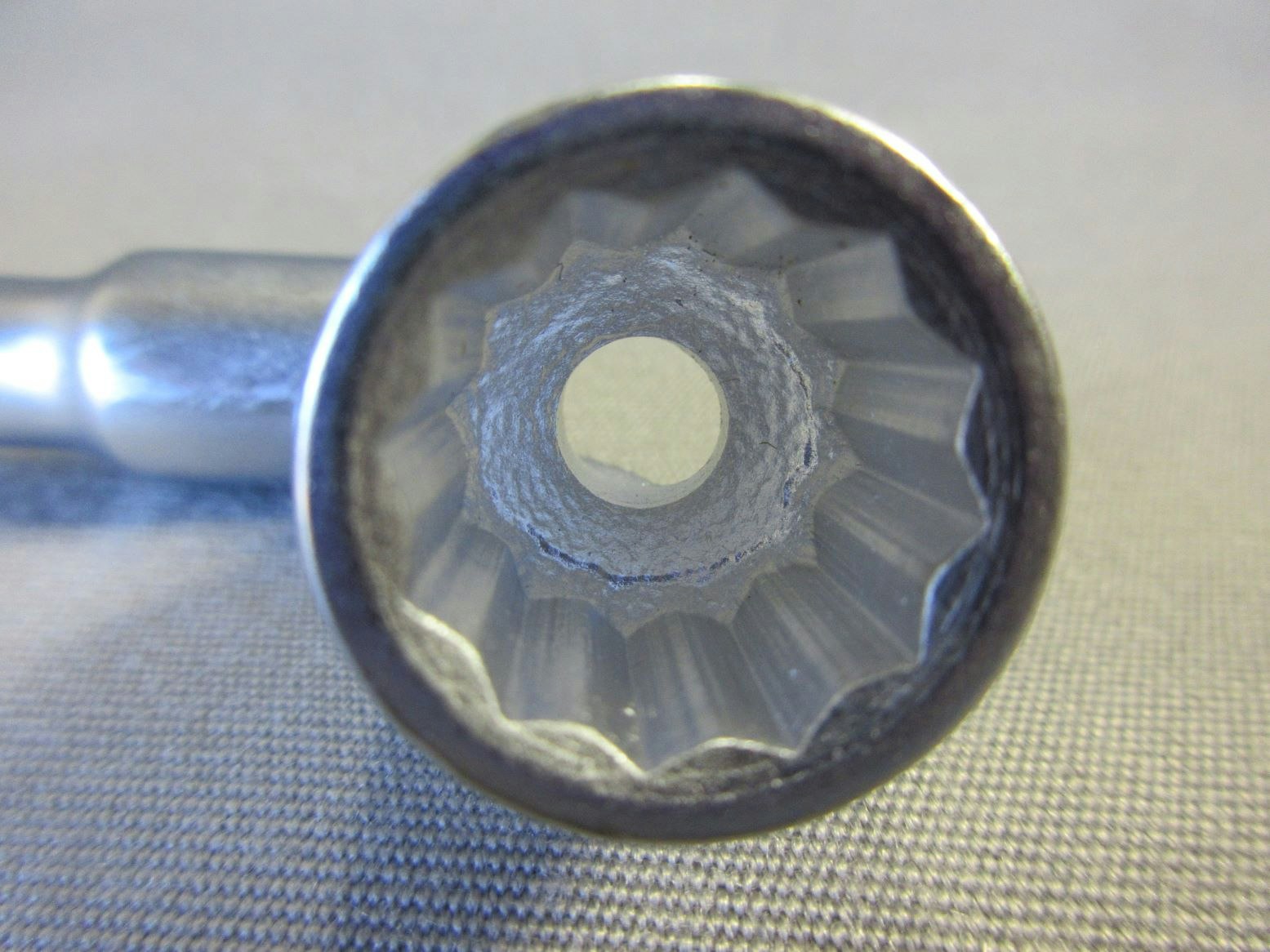 Hylsnyckel dubbel 12 mm. Teng Tools.
