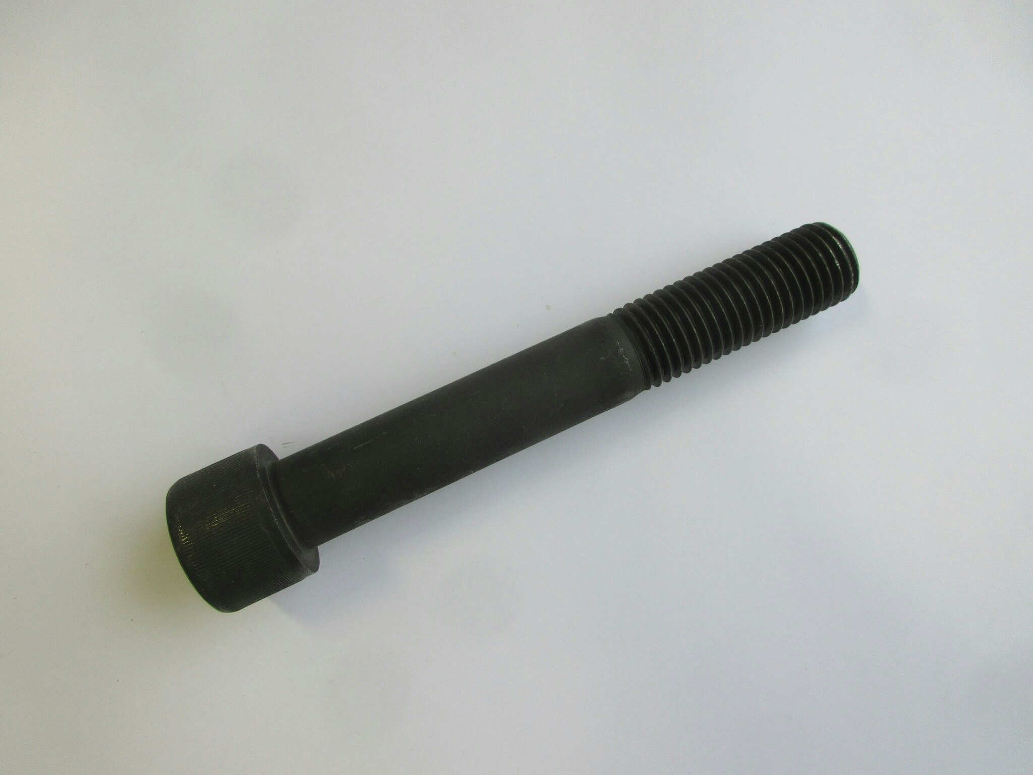 Insexskruv MC6S M24x160 12.9