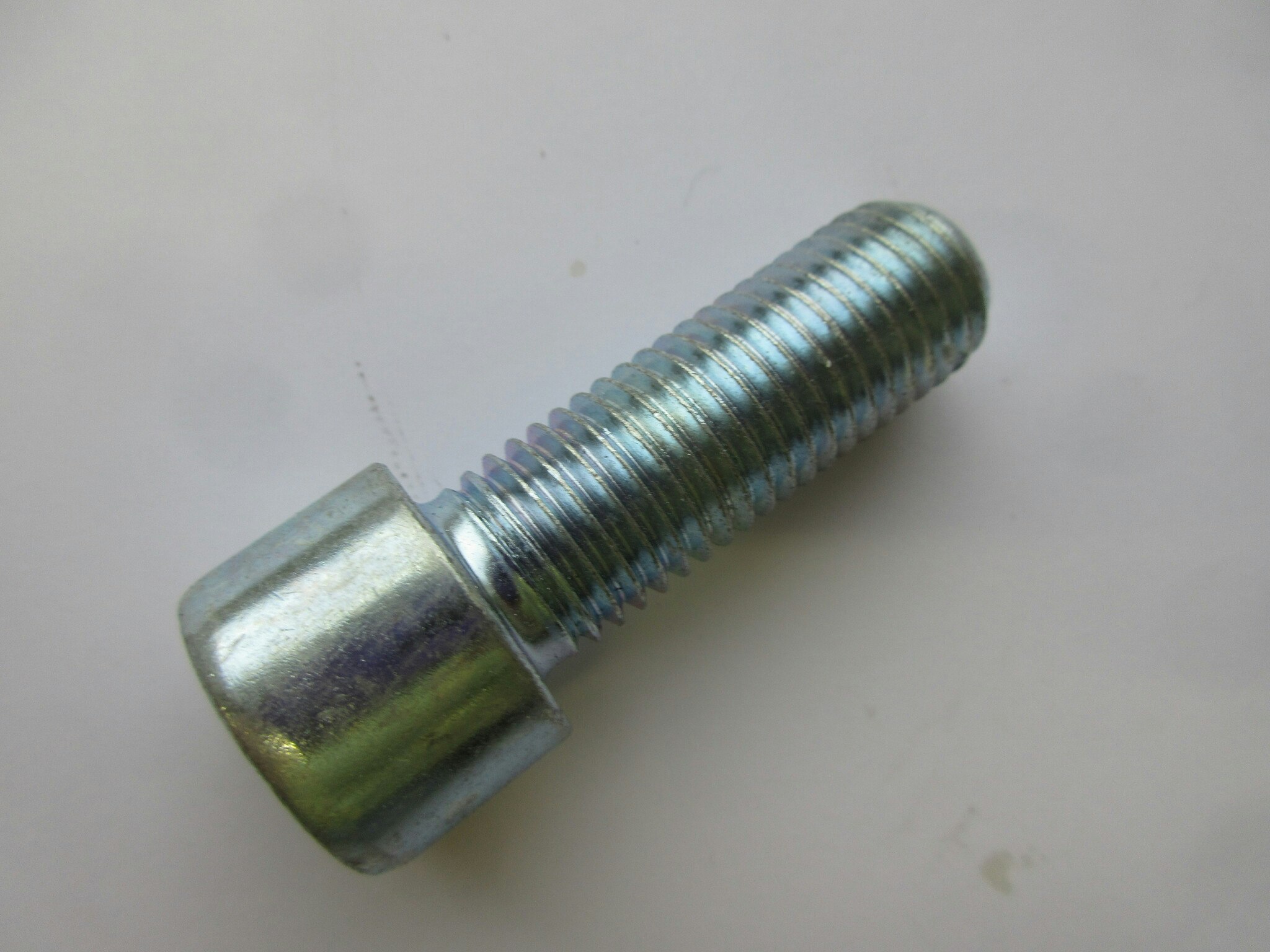 Thomee Insexskruv MC6S 8.8. M16x45 mm
