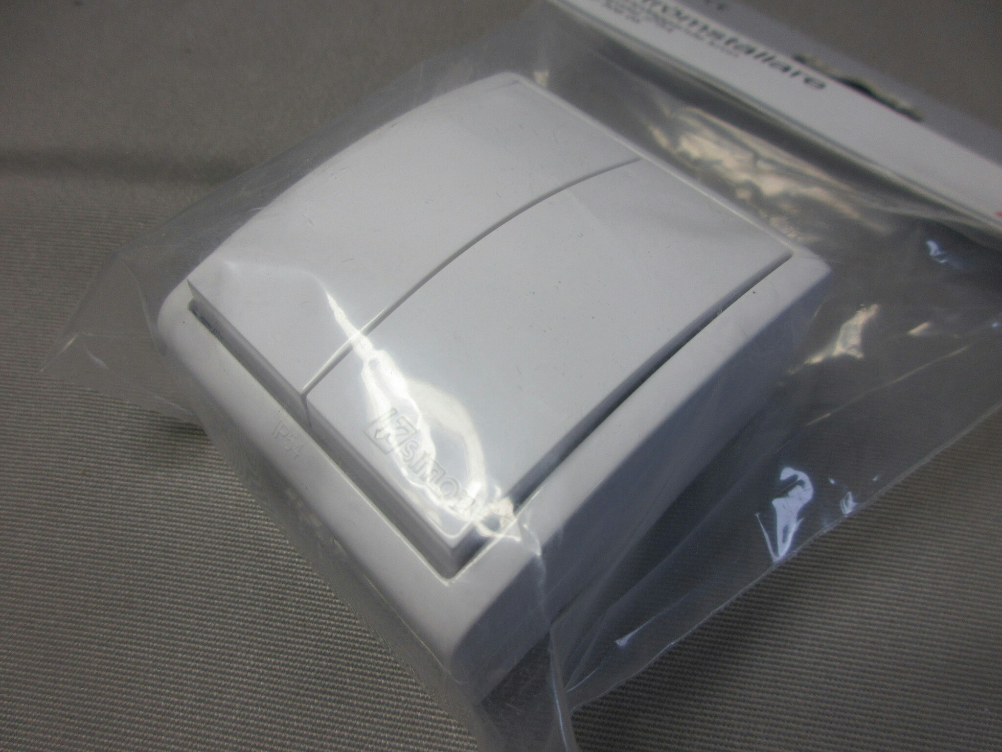 Strömställare IP54 Kron UTP 9780805