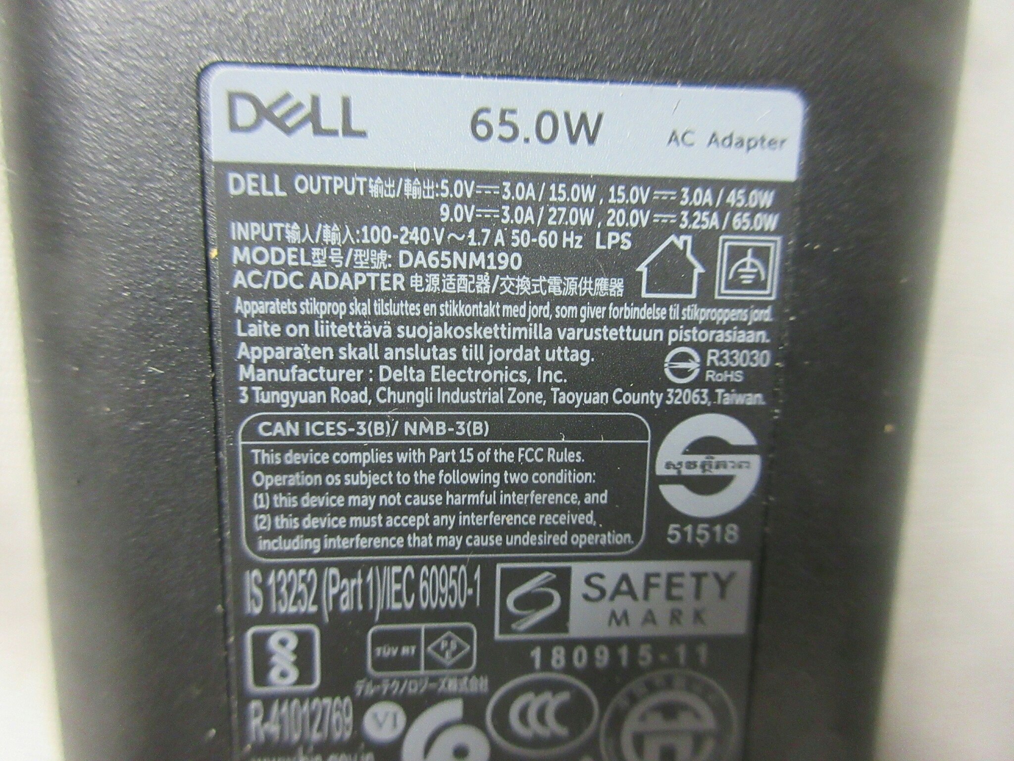 Dell AC adapter 65.0W